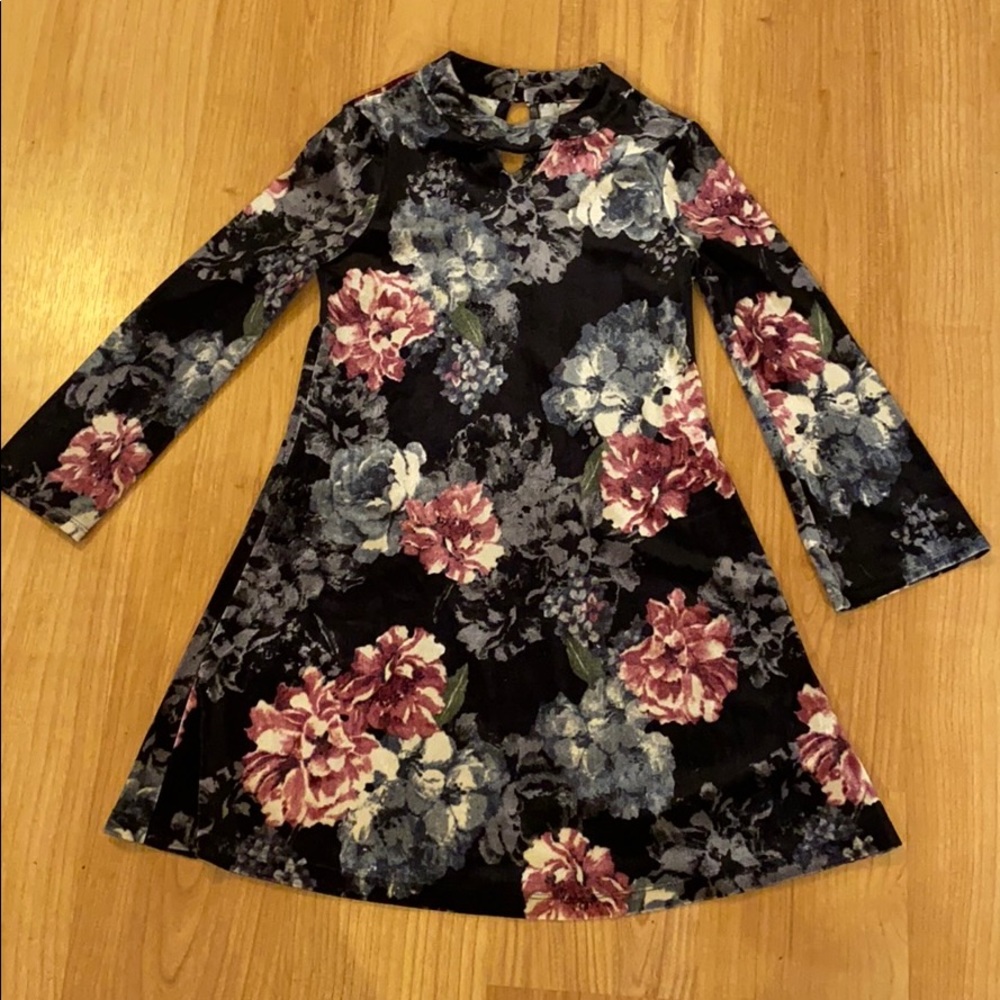 VELVET FLORAL DRESS *KIDS*